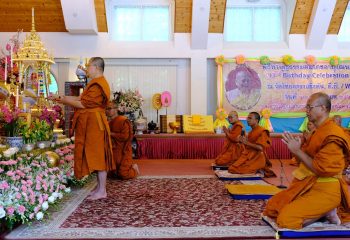 Open Dhamma practice for 93 Year of Luangta Chi