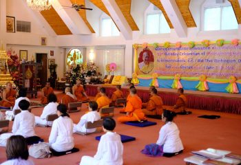 Open Dhamma practice for 93 Year of Luangta Chi