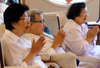 Open Dhamma practice for 93 Year of Luangta Chi